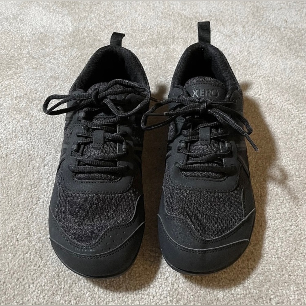 Xero Mens Prio Size 8.5 Black Barefoot Lightweight Hiking Outdoor